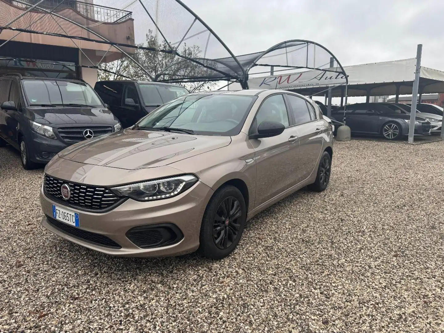 Fiat Tipo 1.4 5p. Street Marrone - 2