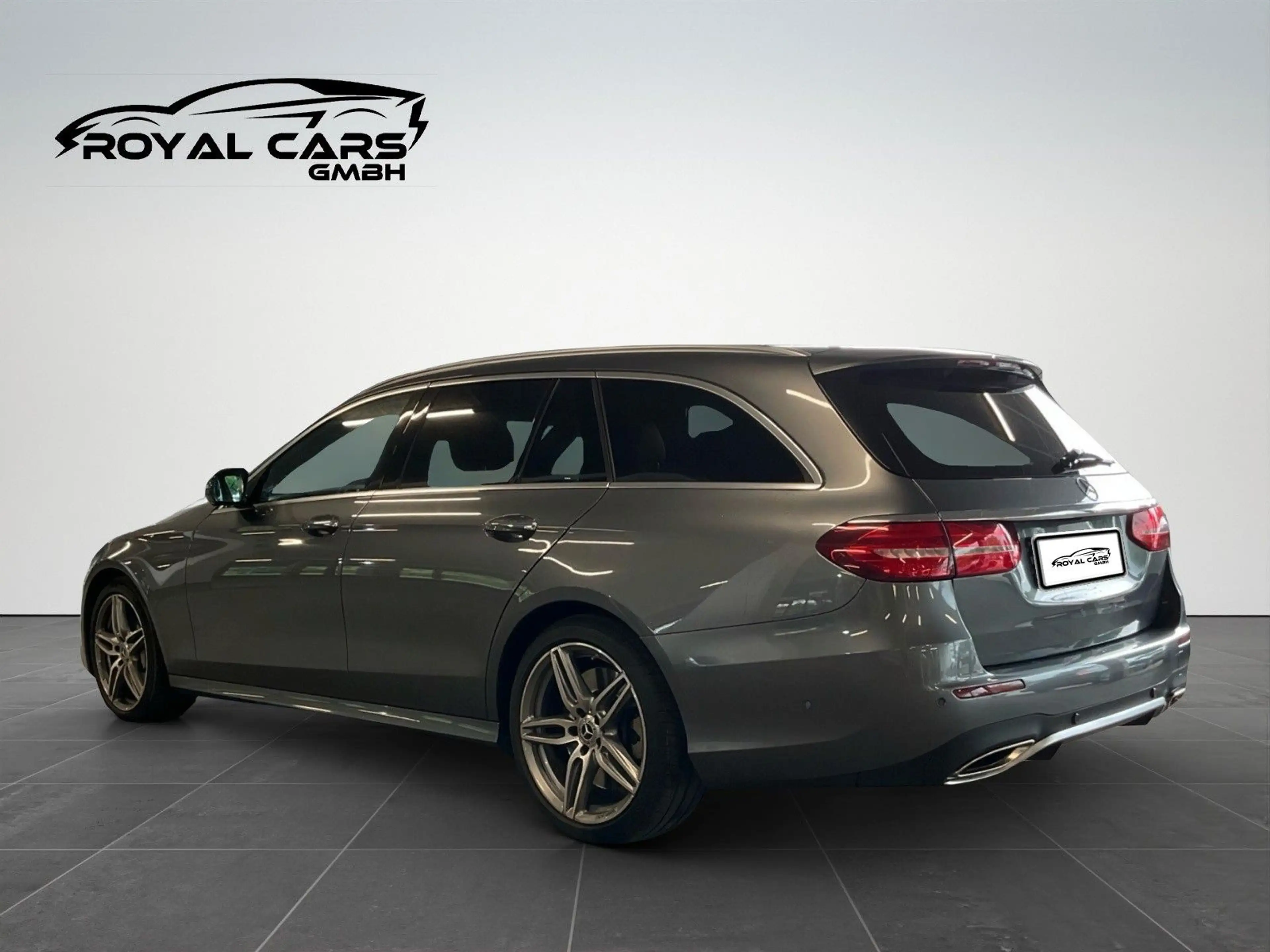 Mercedes-Benz E 400 T-Modell 4-Matic AMG-LINE*DISTRONIC*TOT* — photo 3
