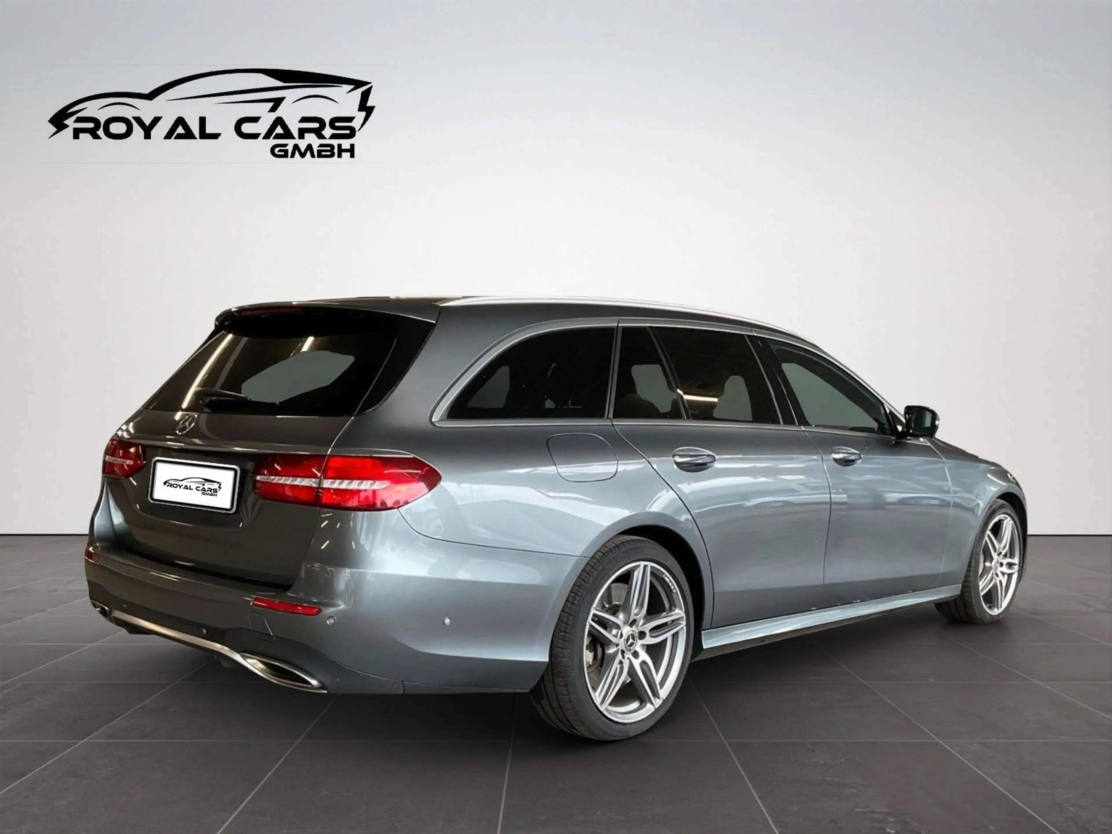 Mercedes-Benz E 400 T-Modell 4-Matic AMG-LINE*DISTRONIC*TOT* — photo 4