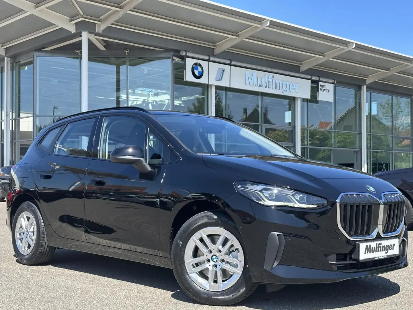 BMW 218 i AT DrvAss ParkAss LED SH Komf Alu PDC Schwarz - 2