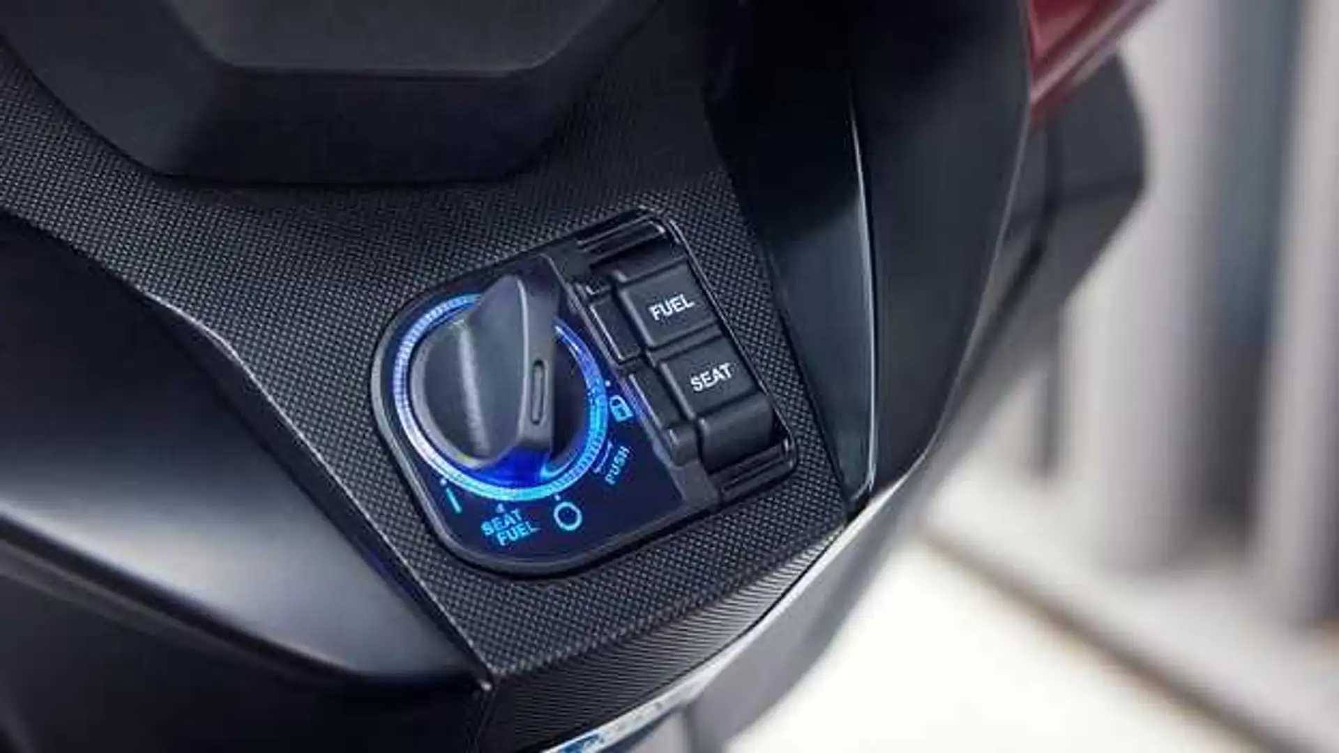 Honda Forza 350 Abs my25 Piros - 2