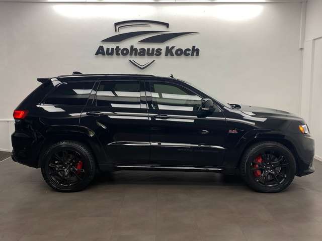 Jeep Grand Cherokee GRAND CHEROKEE 6.4 SRT VOLL! MACHTVOLLE ELEGANZ!