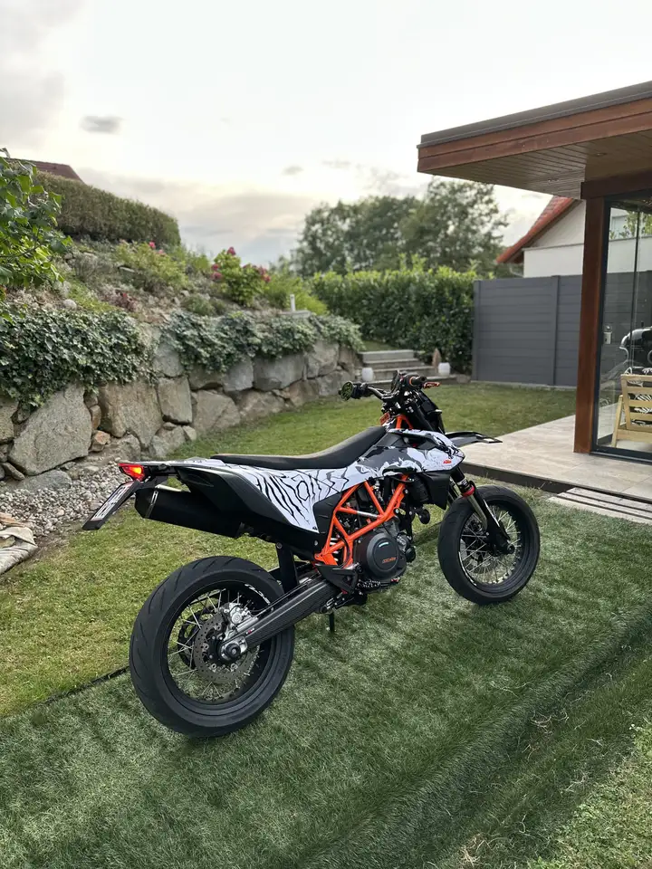 KTM 690 SMC R