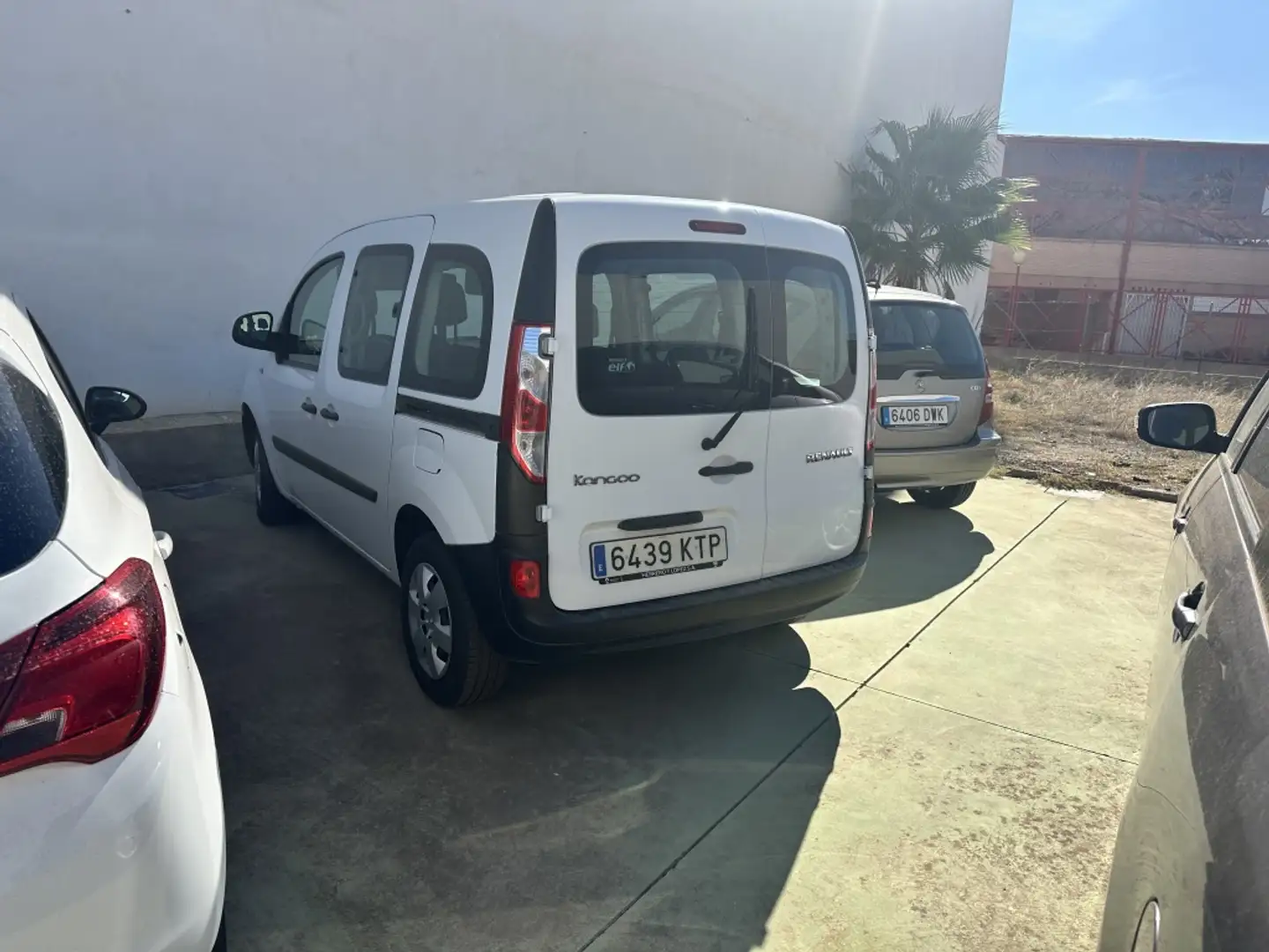 Renault Kangoo Combi 1.5dCi Extrem EDC 66kW Blanco - 2