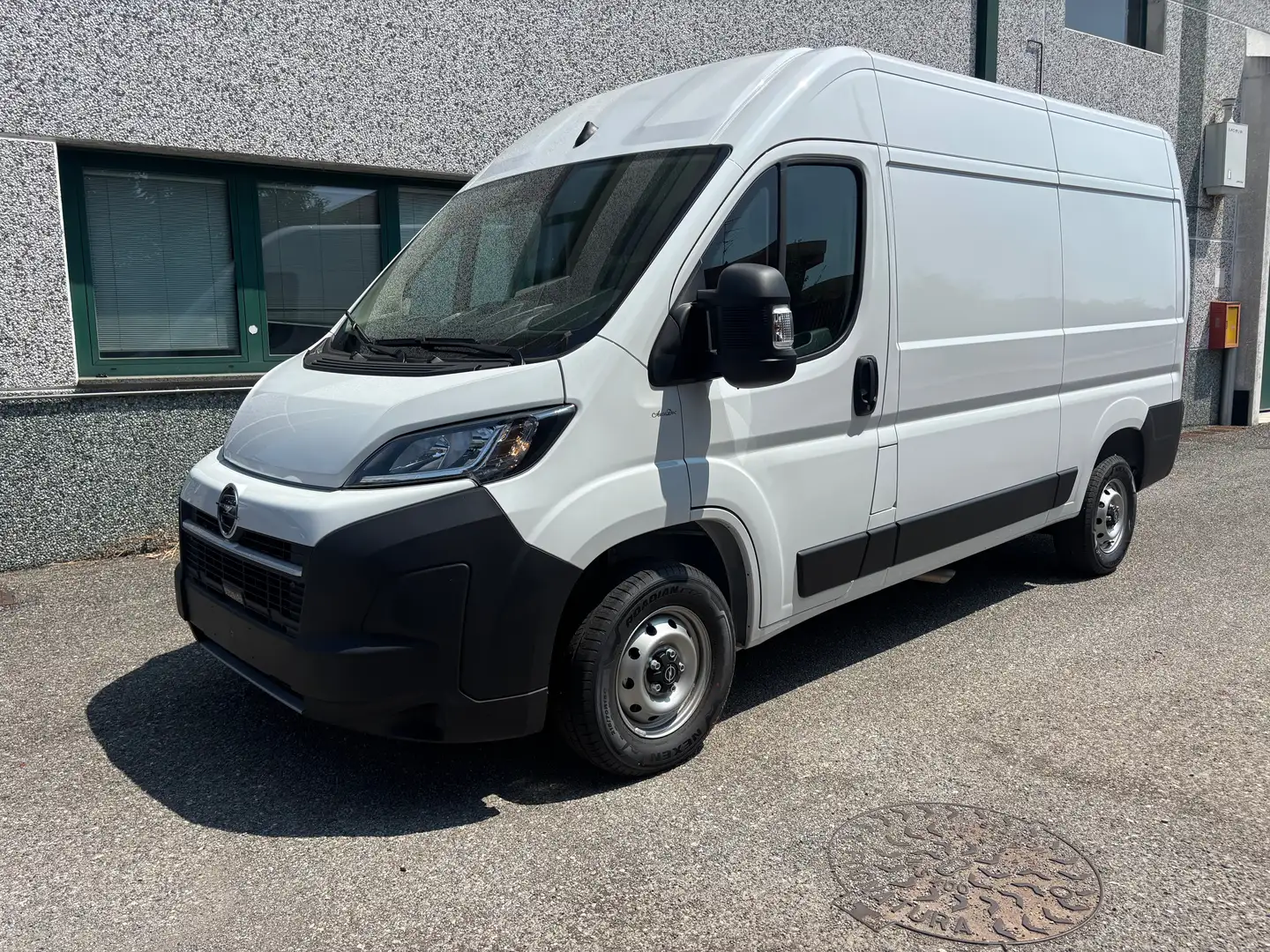 Opel Movano 2.2 BlueHDi L2H2 MY 2025 Wit - 2
