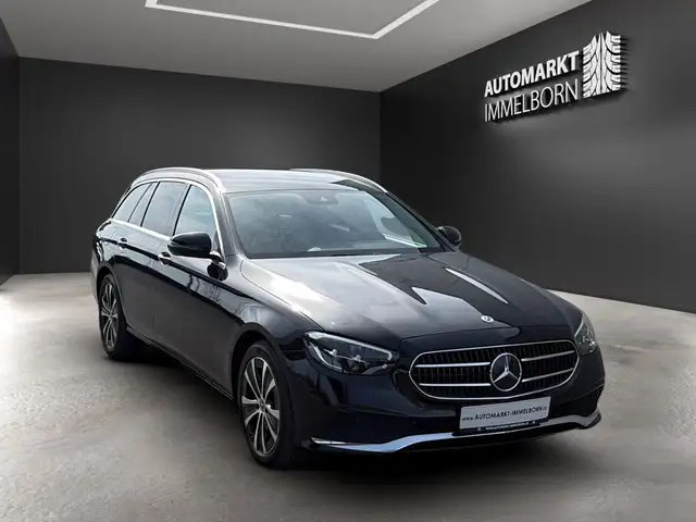 Mercedes-Benz E-Class view 2