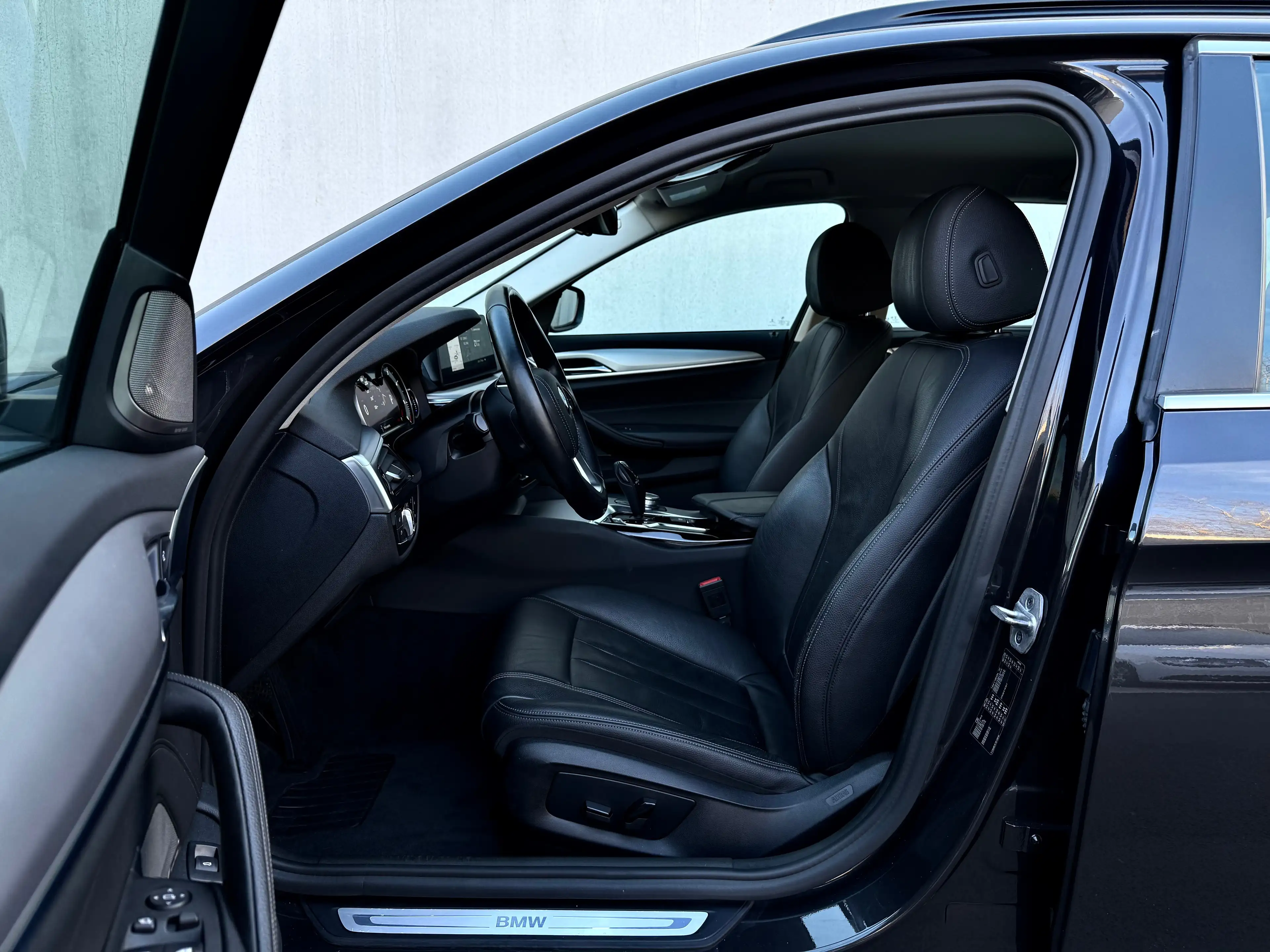 BMW 518 520dAS 163CV B.AUTO H&K NAVi CUiR CRUiSE CLiM JA18 — photo 11