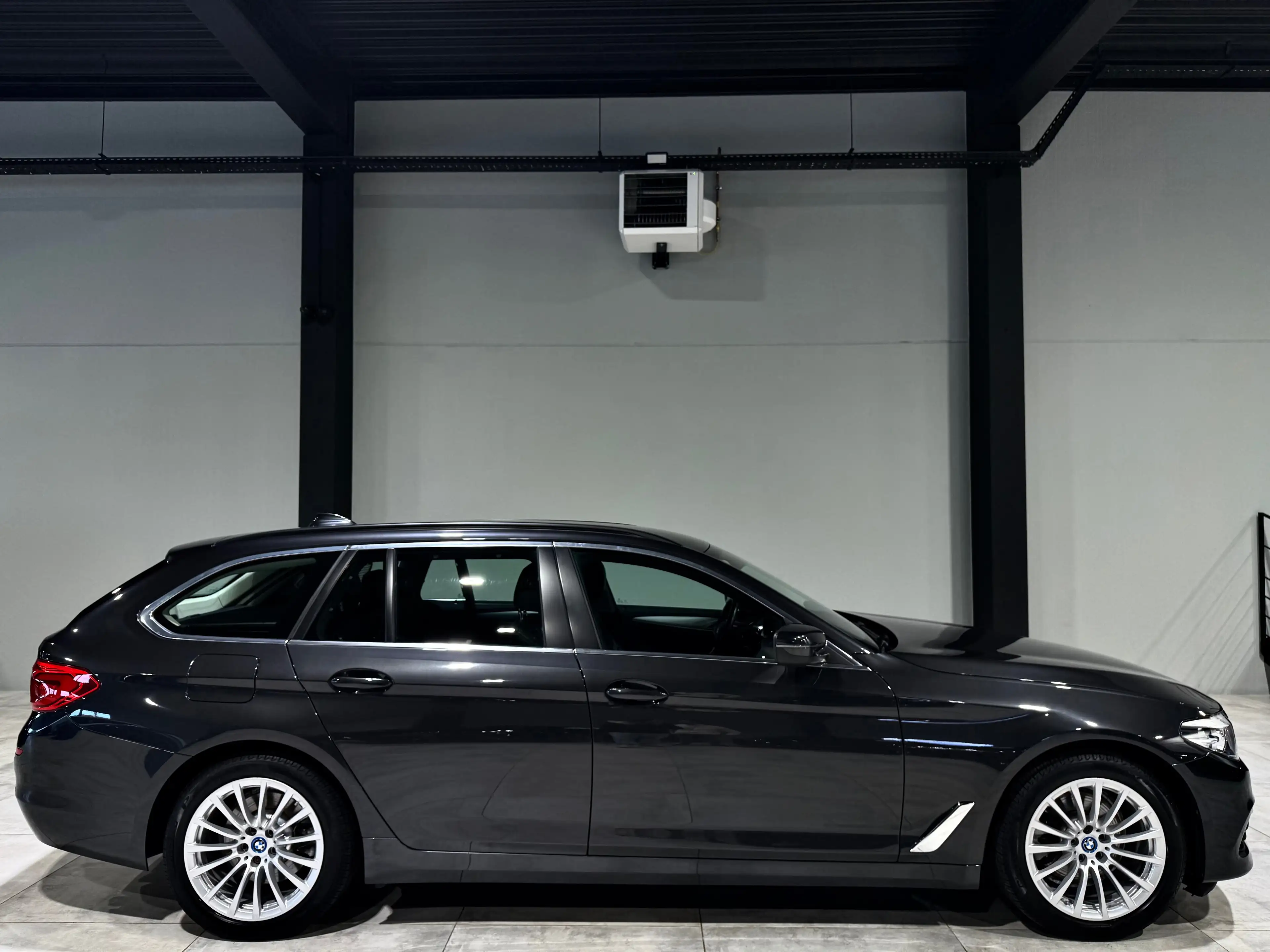 BMW 518 520dAS 163CV B.AUTO H&K NAVi CUiR CRUiSE CLiM JA18 — photo 7