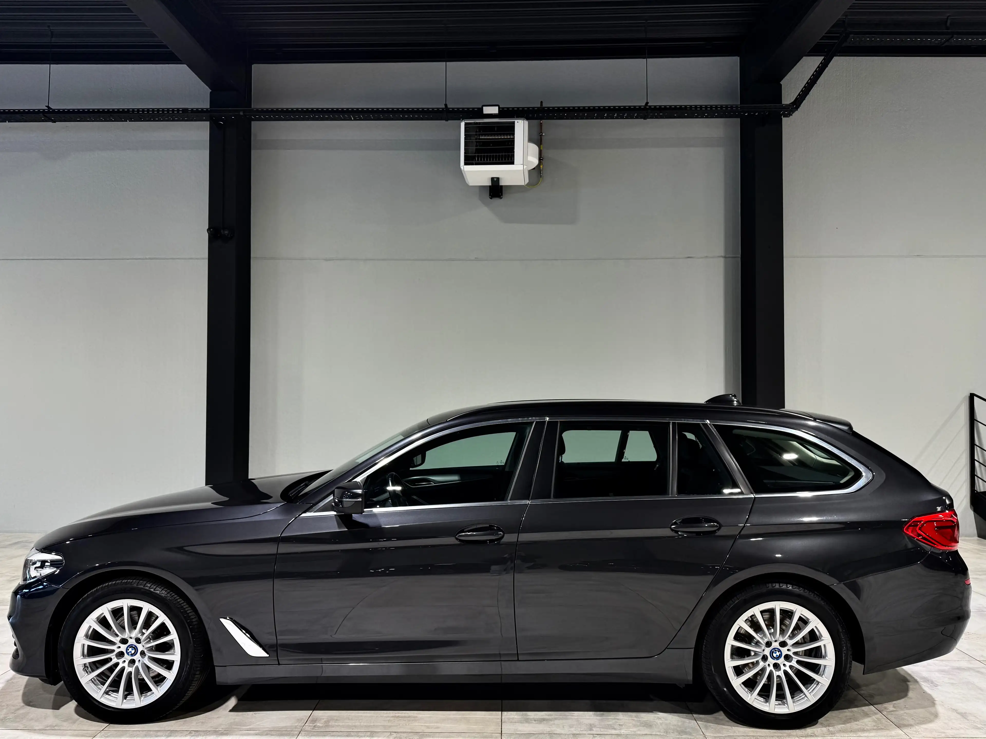 BMW 518 520dAS 163CV B.AUTO H&K NAVi CUiR CRUiSE CLiM JA18 — photo 5