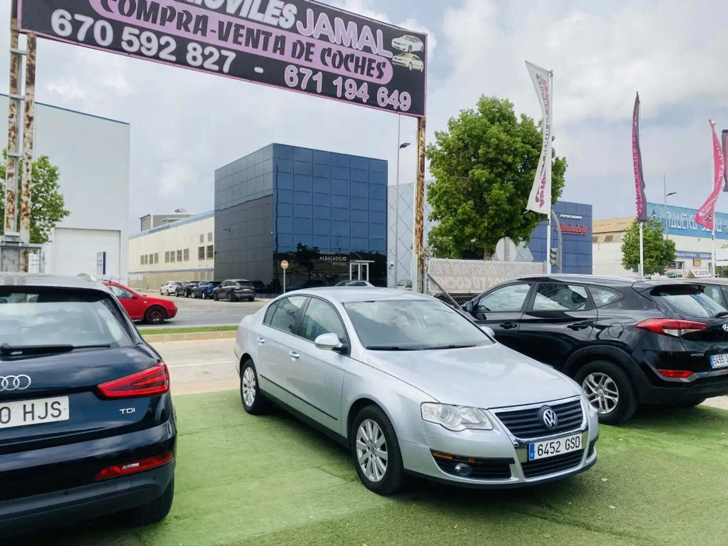 Volkswagen Passat 2.0TDI CR Edition Plus 110 Gris - 1