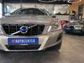 Volvo XC60 Kinetic AWD *1. Hand*Klima*AHK*Navi*TÜV* Beige - thumbnail 19