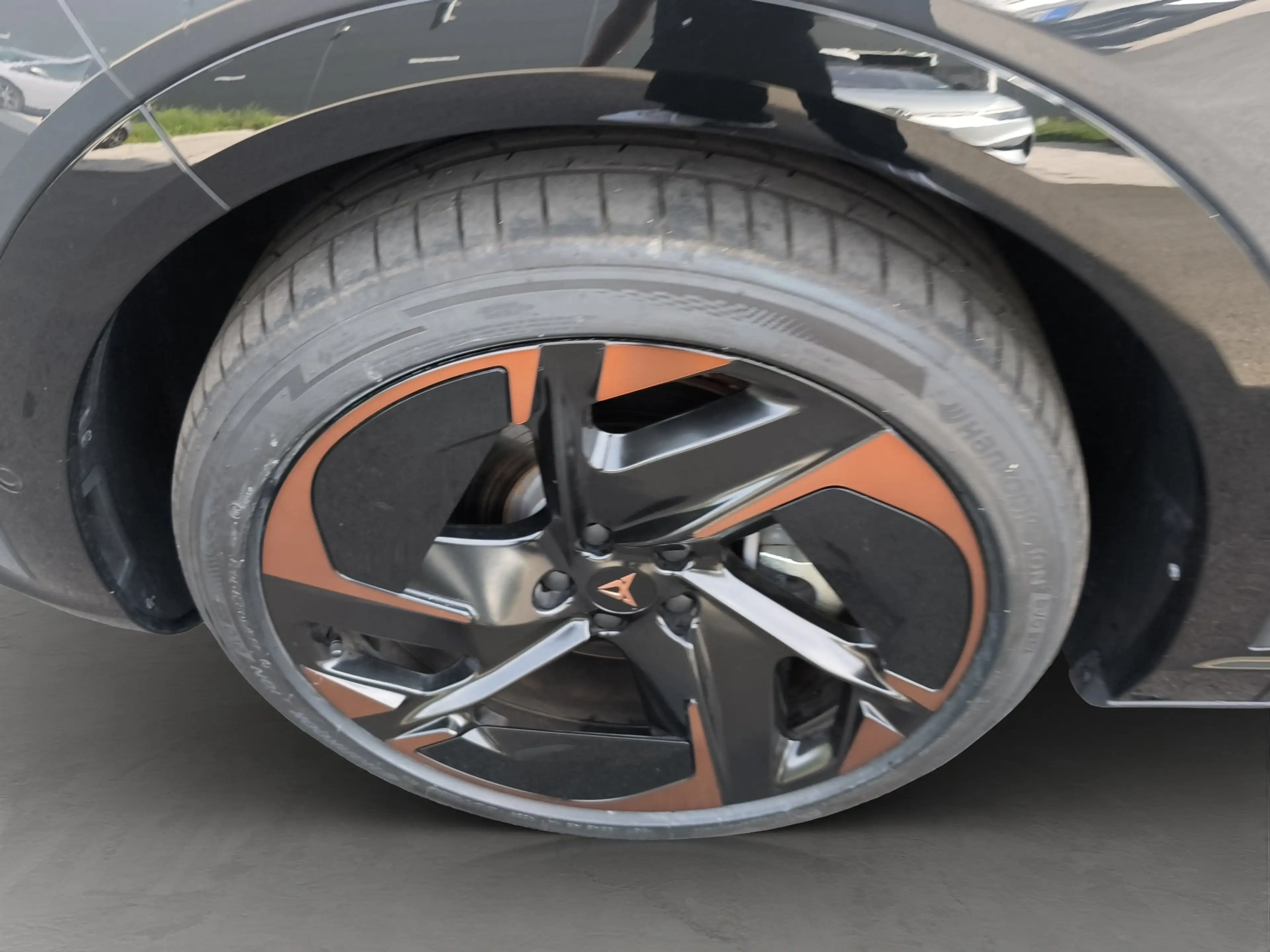 CUPRA Tavascan 4Drive VZ LED NAVI ACC SIDEASS 82KWH WÄRMEPUMPE PA — photo 10