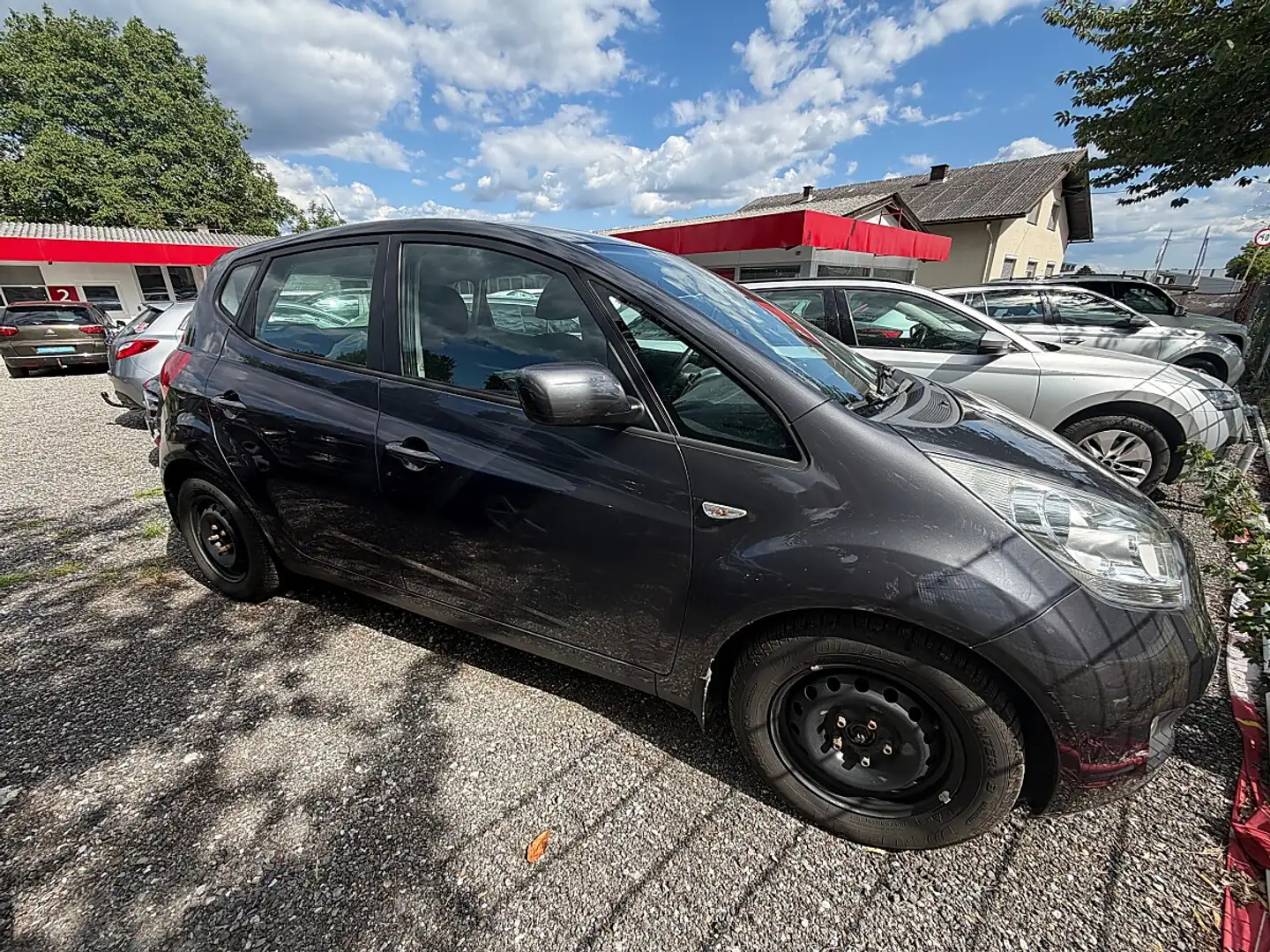 Kia Venga 1,6 CRDi Motion ISG Grau - 1