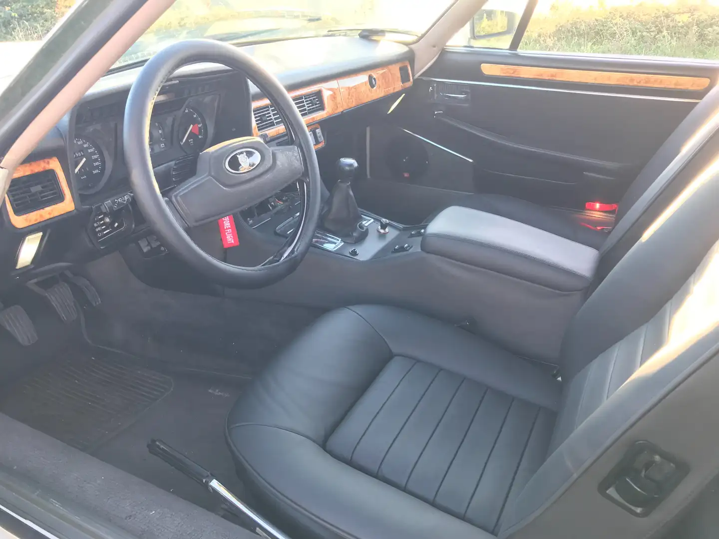 Jaguar XJSC Bianco - 2