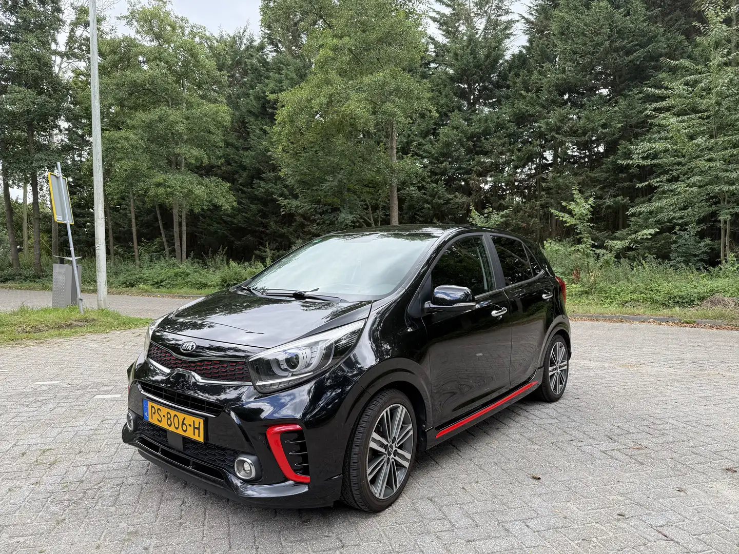 Kia Picanto 1.2 CVVT GT-Line Zwart - 2
