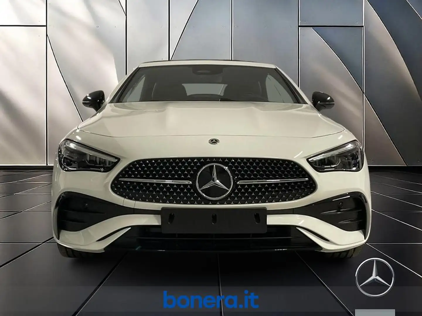 Mercedes-Benz CLE 220 Cabrio d AMG Line Advanced auto Bianco - 2