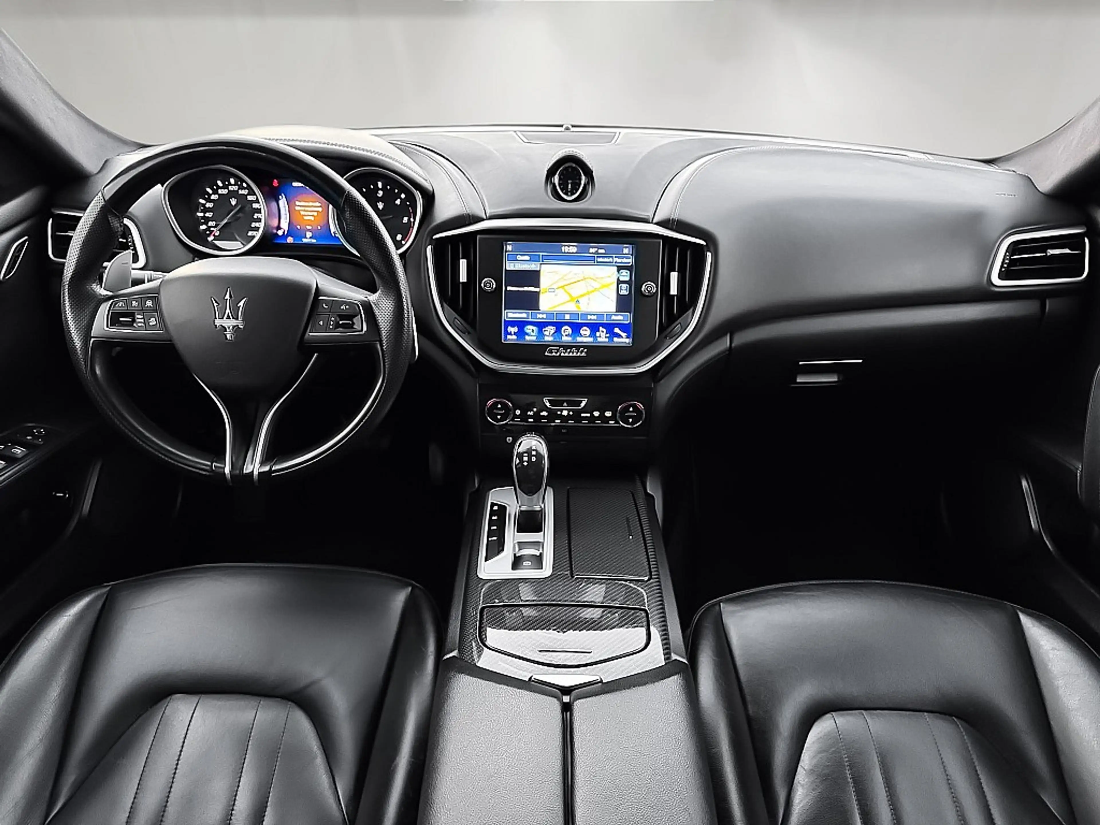 Maserati Ghibli Diesel |PICKERL 05/2027 | GUTE AUSSTATTUNG | — photo 9