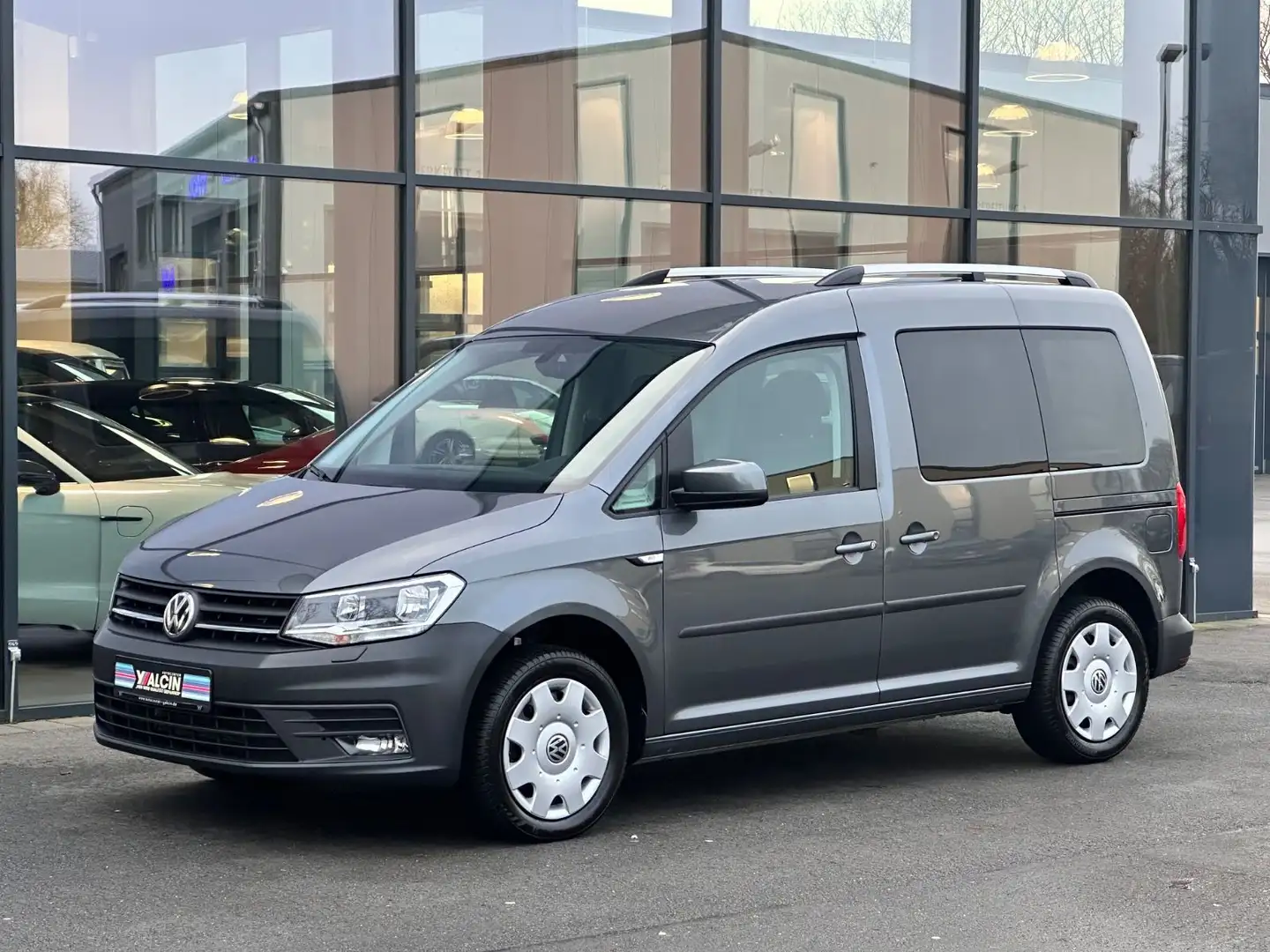 Volkswagen Caddy 2,0TDI BMT DSG Comfortline 5-Sitze 1.H/ACC Grau - 2
