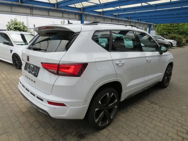 Cupra Ateca view 4