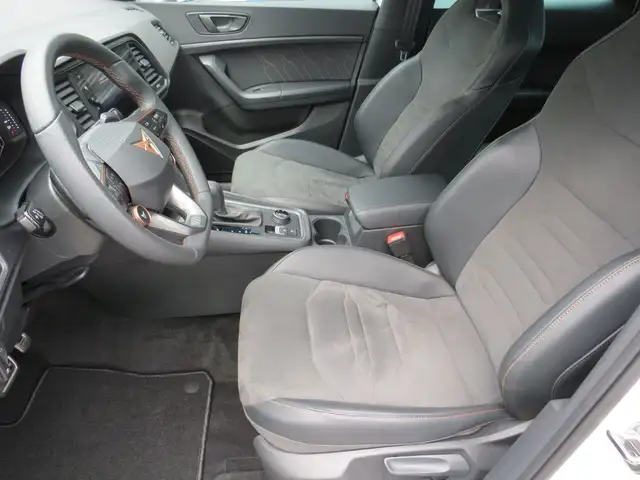 Cupra Ateca view 11