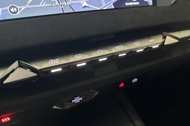 DS Automobiles DS 4 HYBRID 145 ETOILE — photo 15