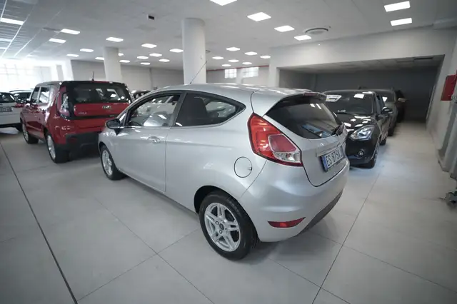 Ford Fiesta view 8