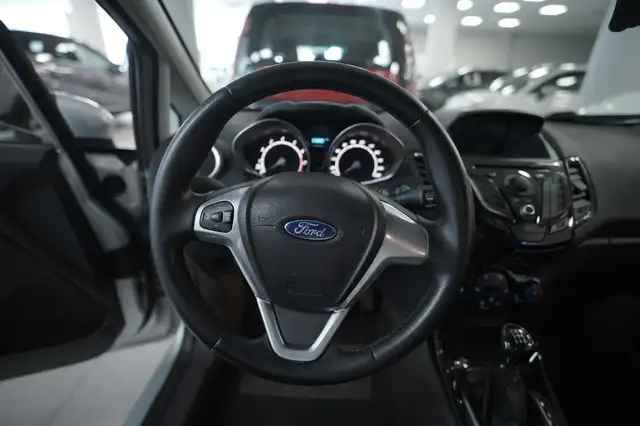 Ford Fiesta view 12