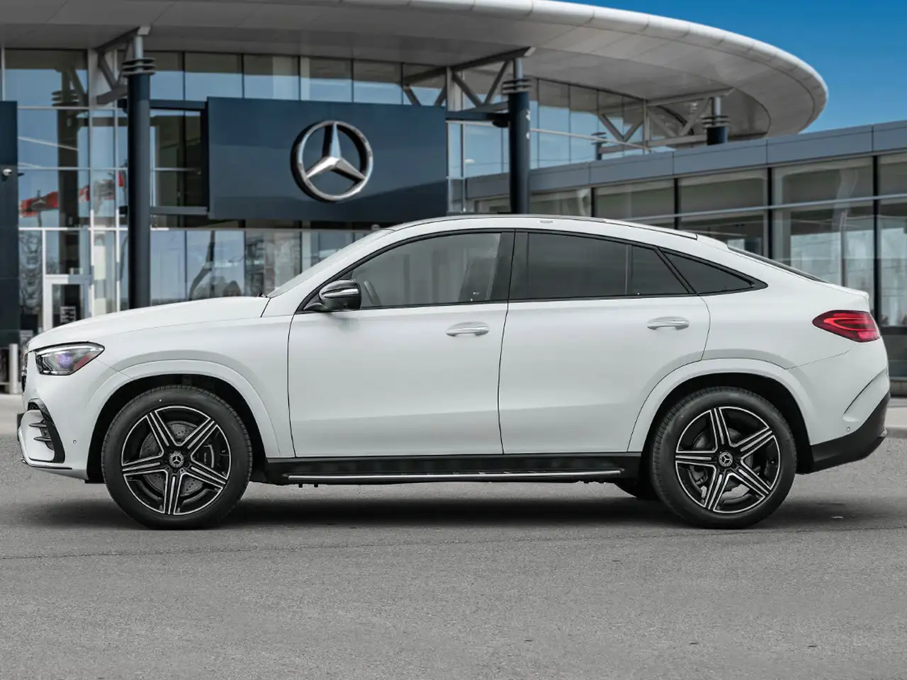 Mercedes-Benz GLE снимка Mercedes-Benz GLE