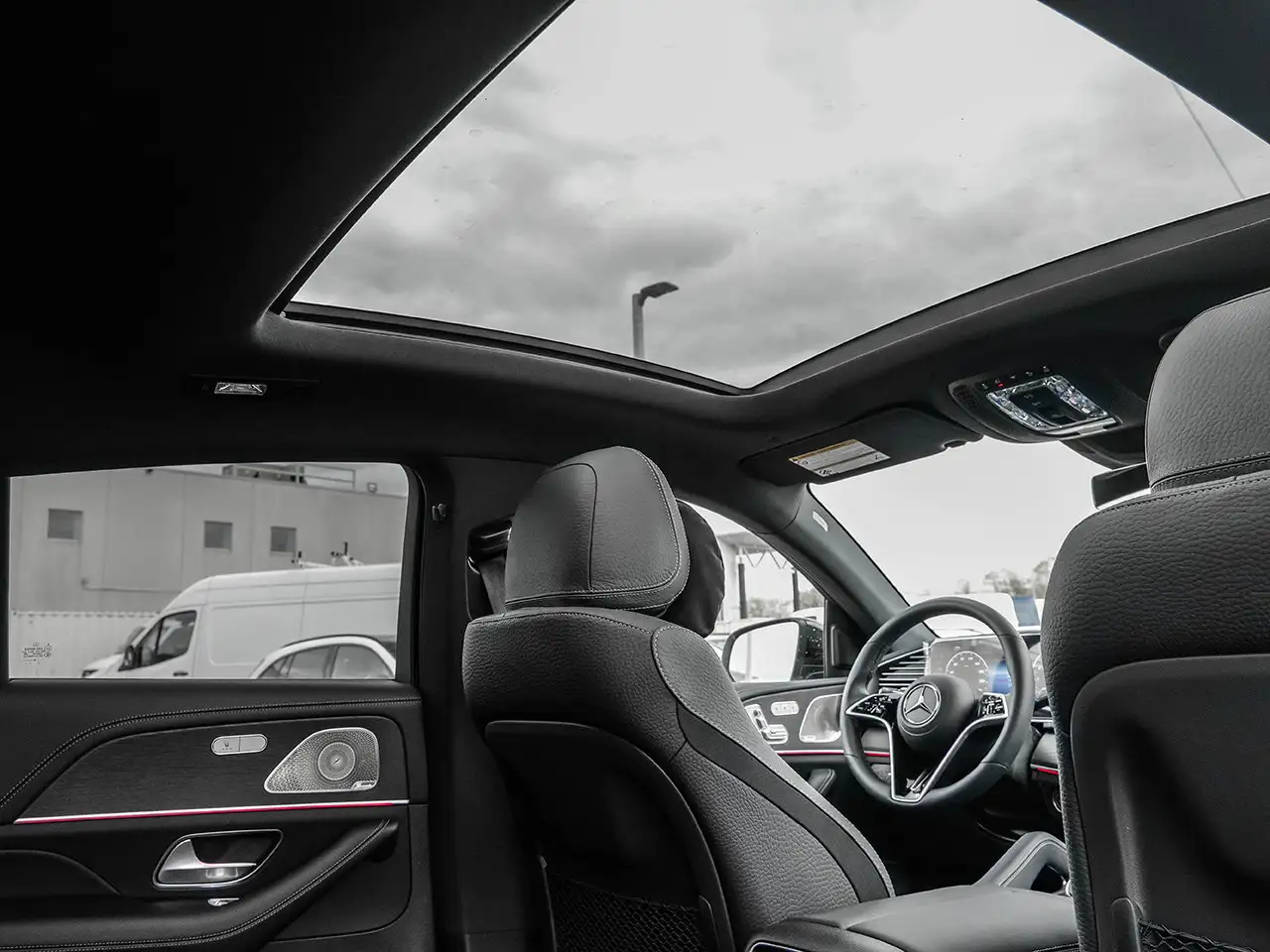 Mercedes-Benz GLE снимка Mercedes-Benz GLE