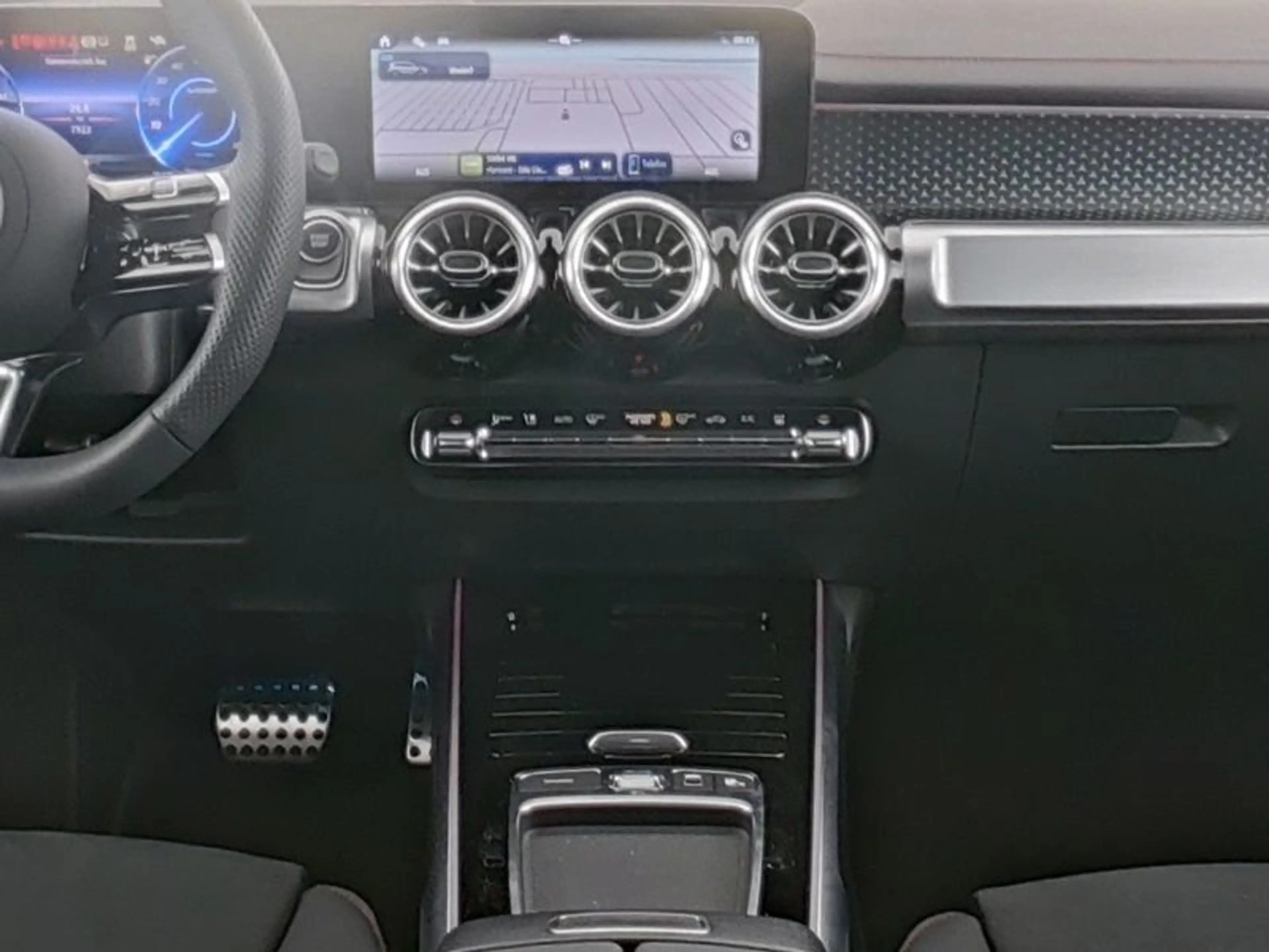 Mercedes-Benz EQB 350 4M AMG-PREMIUM NIGHT FAP BURMESTE MEMORY — photo 7