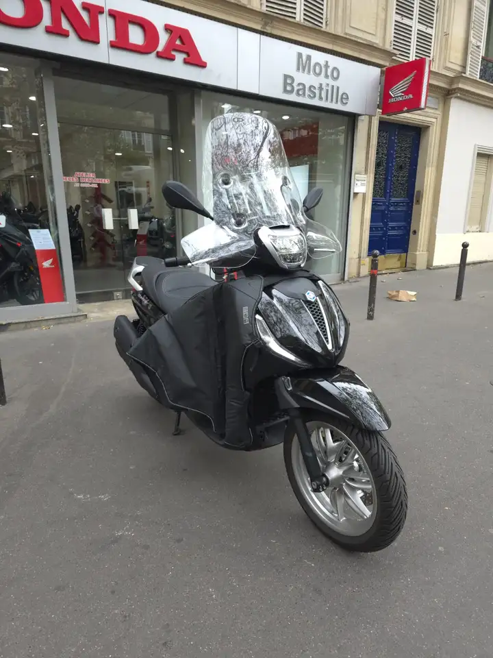 Piaggio Beverly 400