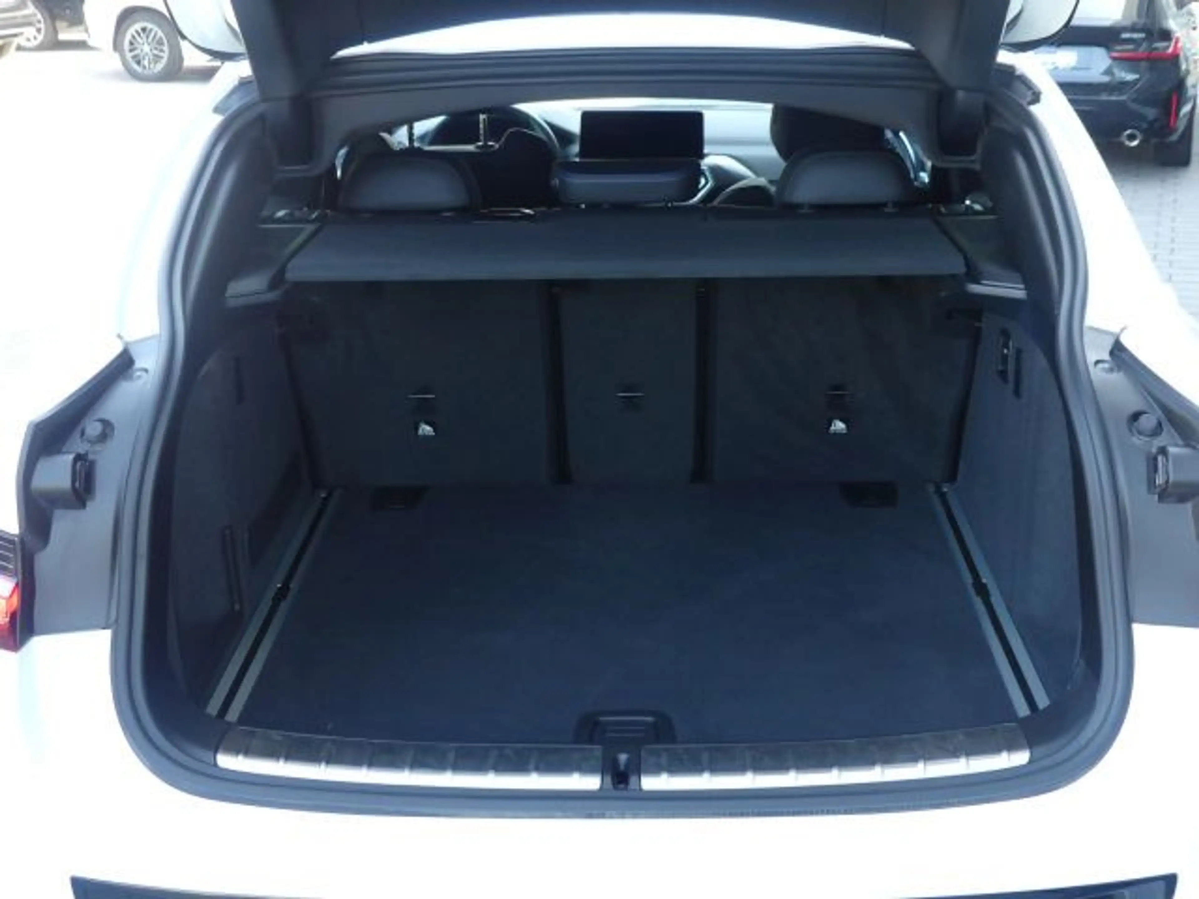 BMW X4 xDrive30d M Sportpaket ACC°AHK°PANO°Std.hzg — photo 8
