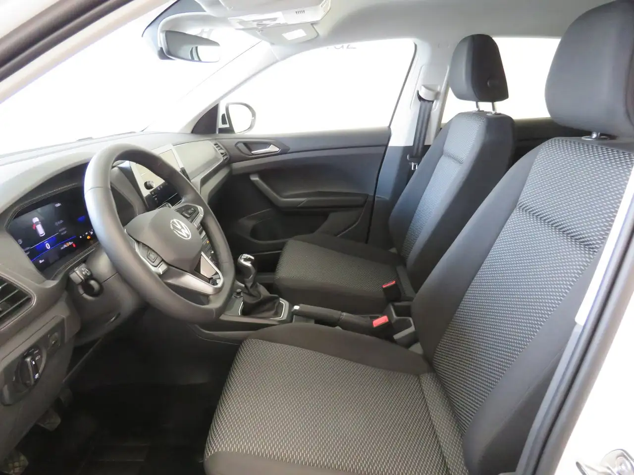 Volkswagen T-Cross 4Me TSI 5