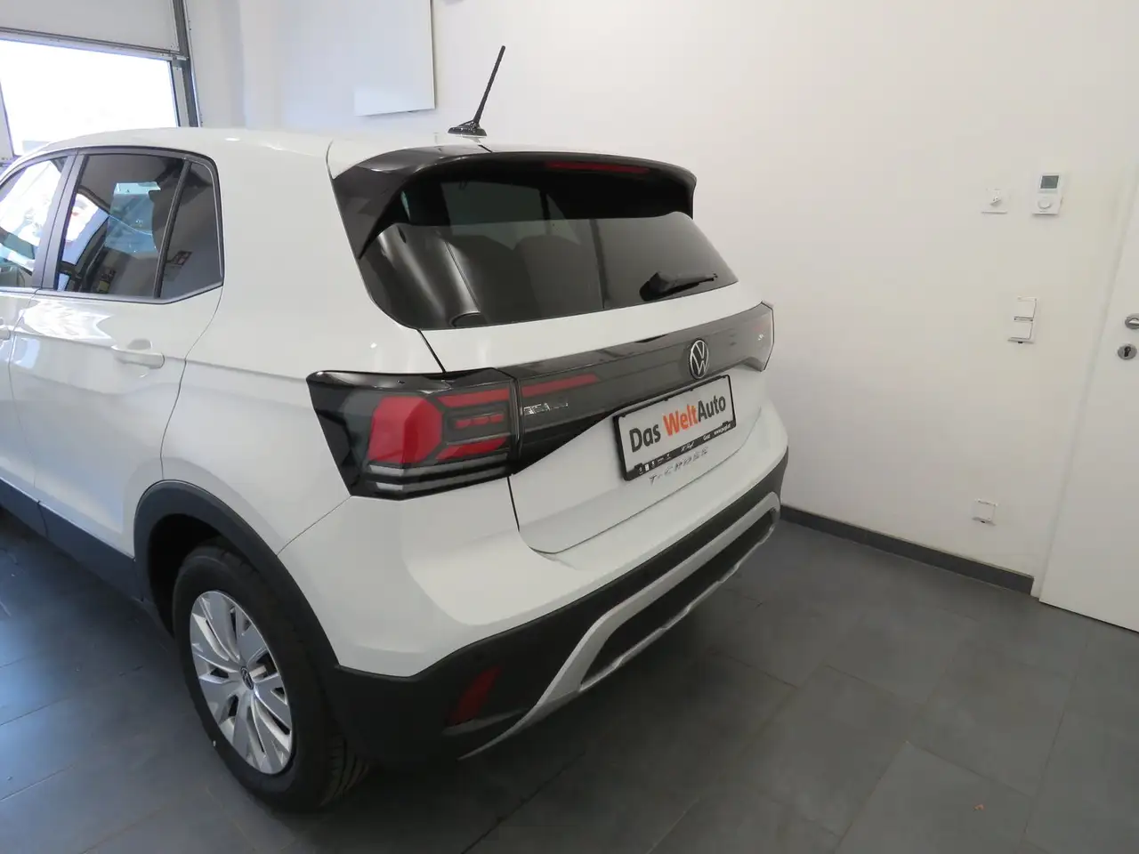 Volkswagen T-Cross 4Me TSI 3