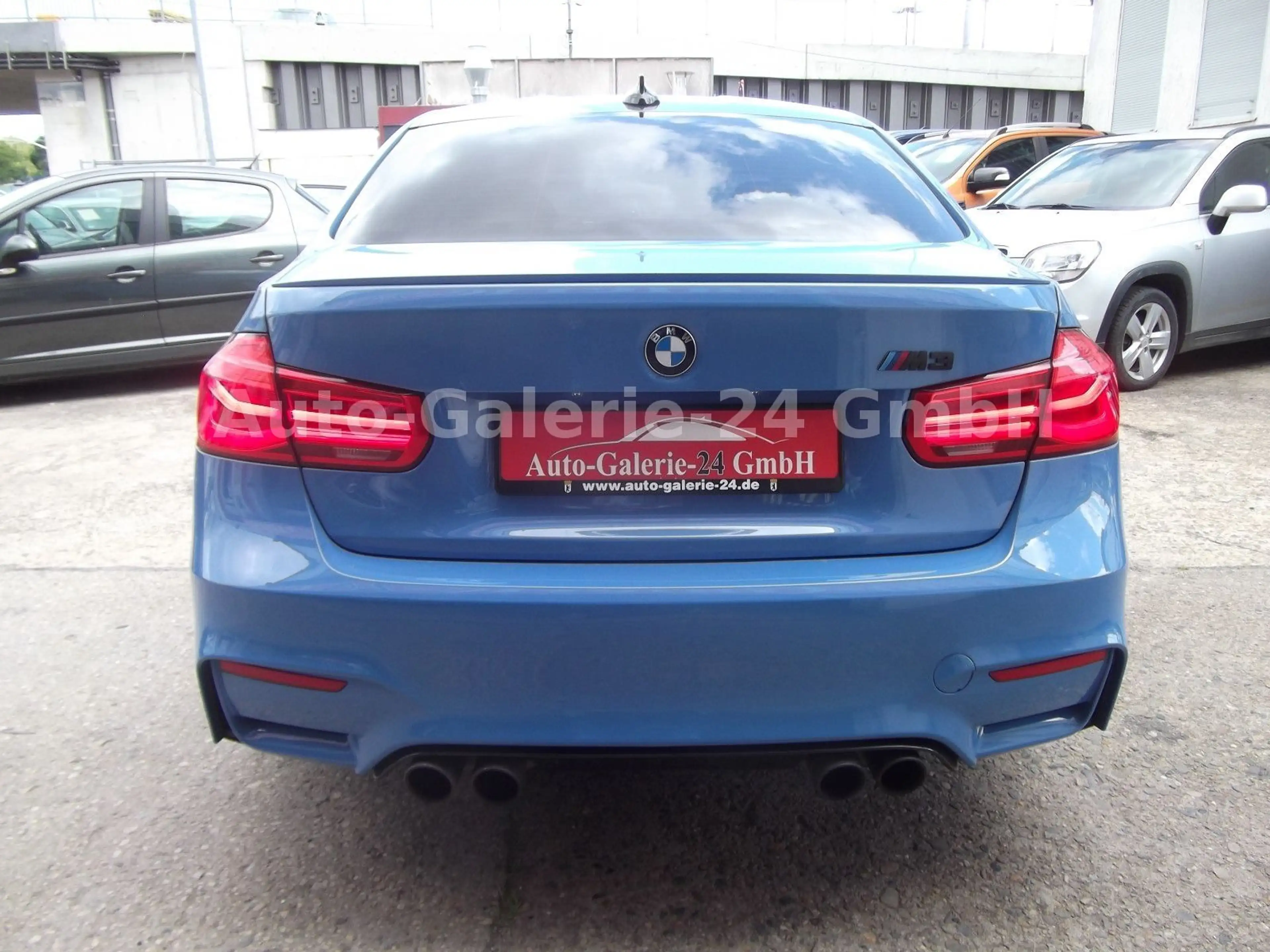 BMW M3 Lim 6 Gang, Navi, Leder, LED — photo 5