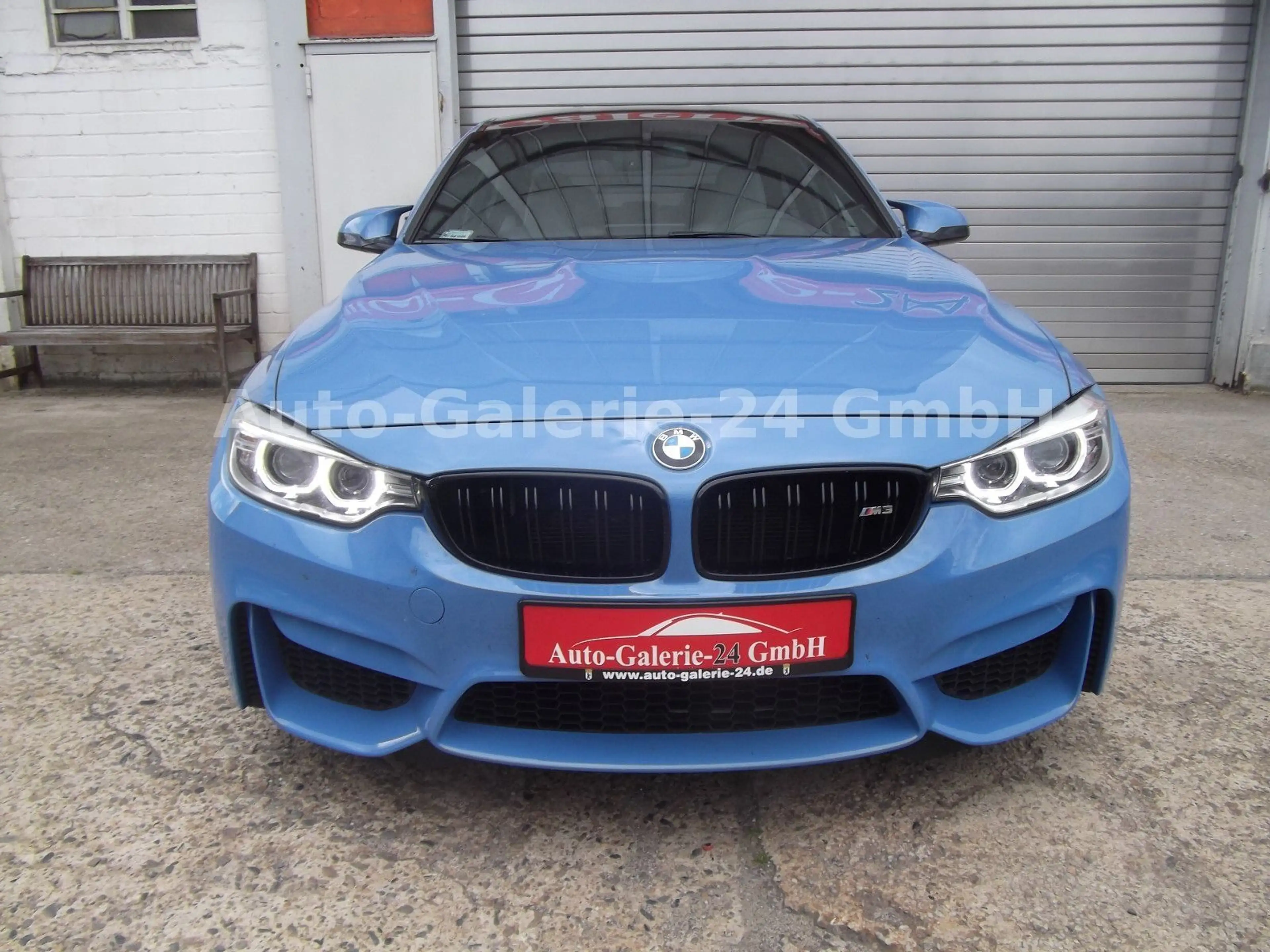 BMW M3 Lim 6 Gang, Navi, Leder, LED — photo 3