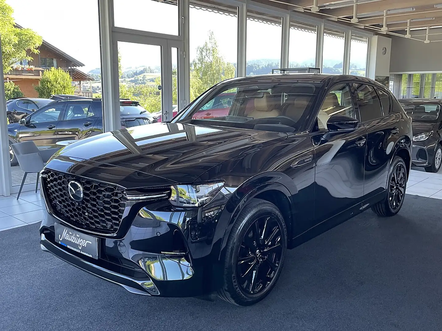 Mazda CX-60 2.5L e-SKYACTIV PHEV AWD HOMURA PLUS Aut.*inkl.... Schwarz - 1