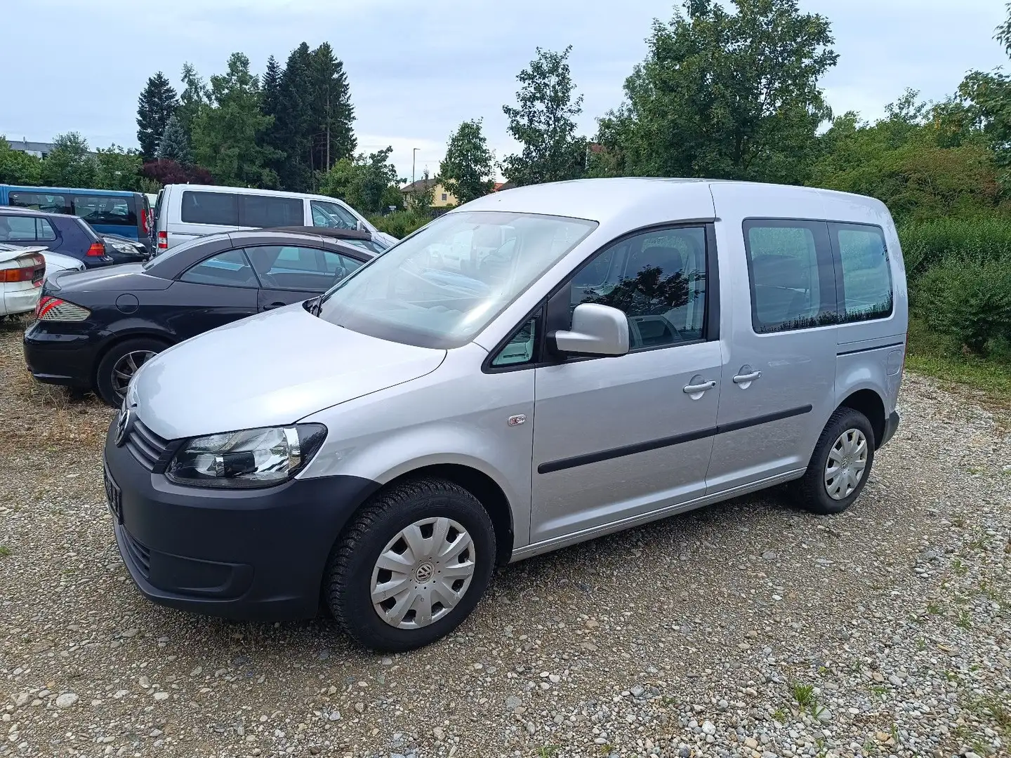 Volkswagen Caddy 1.6 TDI Trendl. Euro 5 "199600 km*HU:12/26 Argintiu - 1