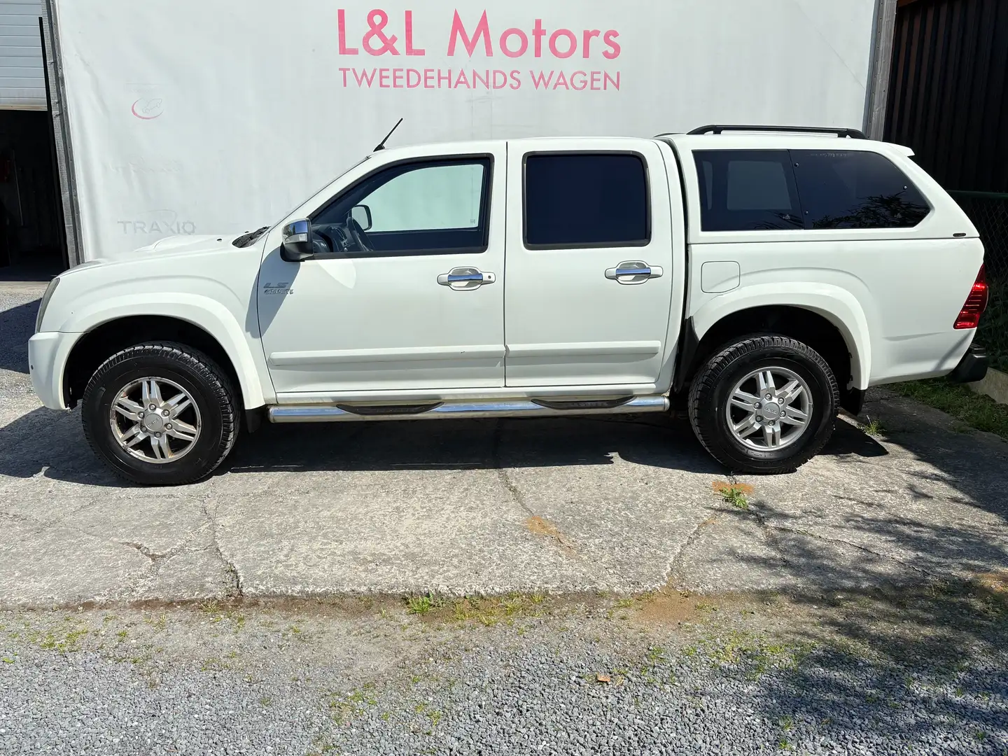 Isuzu D-Max 3.0 Turbo Di 4WD LSA Granite Hardtop Blanc - 2