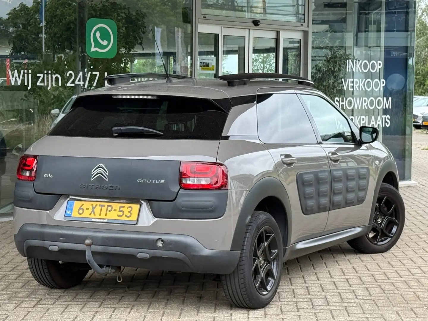 Citroen C4 Cactus 1.2 PureTech Shine Airco|Trekhaak Brun - 2