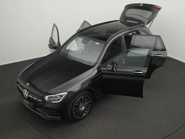 Mercedes-Benz GLC view 14