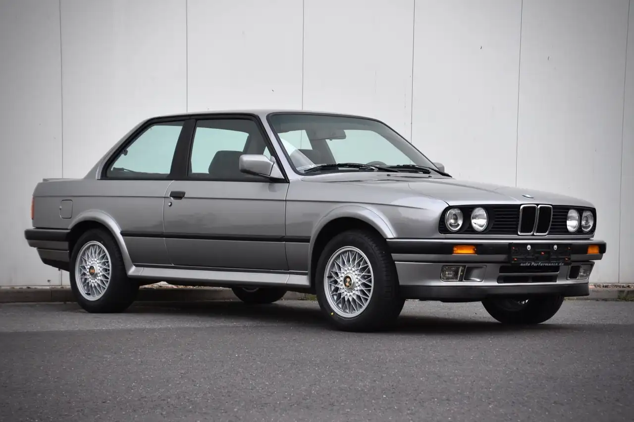 BMW 325 ix 2 Türer Coupe NEUWAGEN ZUSTAND, foto 3