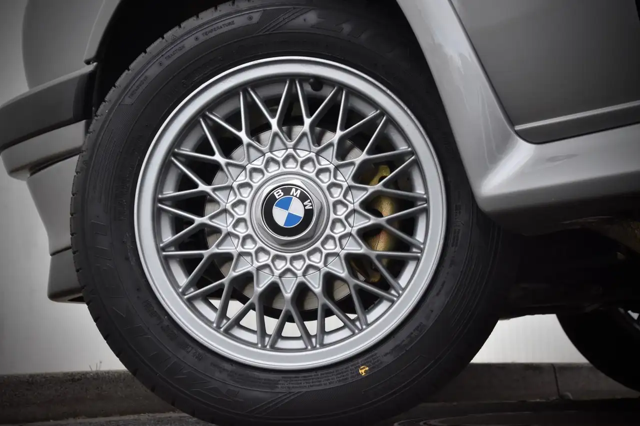 BMW 325 ix 2 Türer Coupe NEUWAGEN ZUSTAND, foto 8