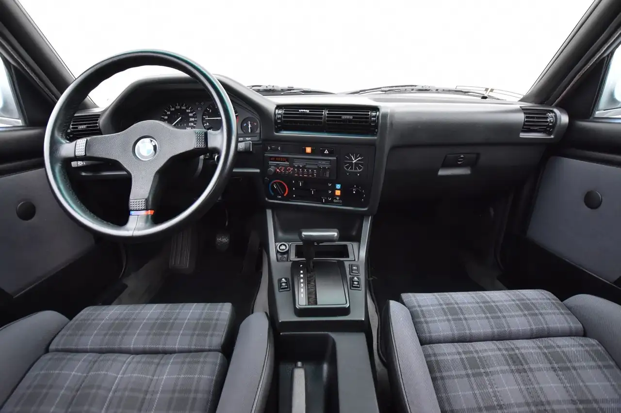 BMW 325 ix 2 Türer Coupe NEUWAGEN ZUSTAND, foto 10