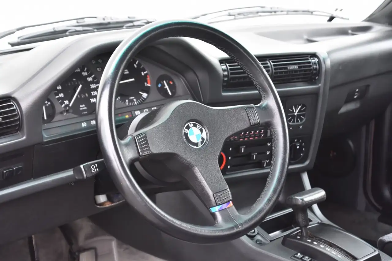 BMW 325 ix 2 Türer Coupe NEUWAGEN ZUSTAND, foto 9