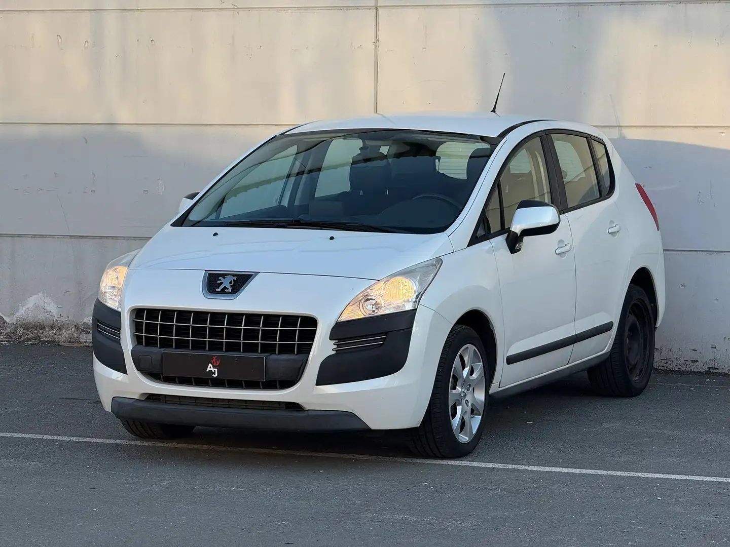 Peugeot 3008 3008 HDi FAP 115 Business-Line White - 1