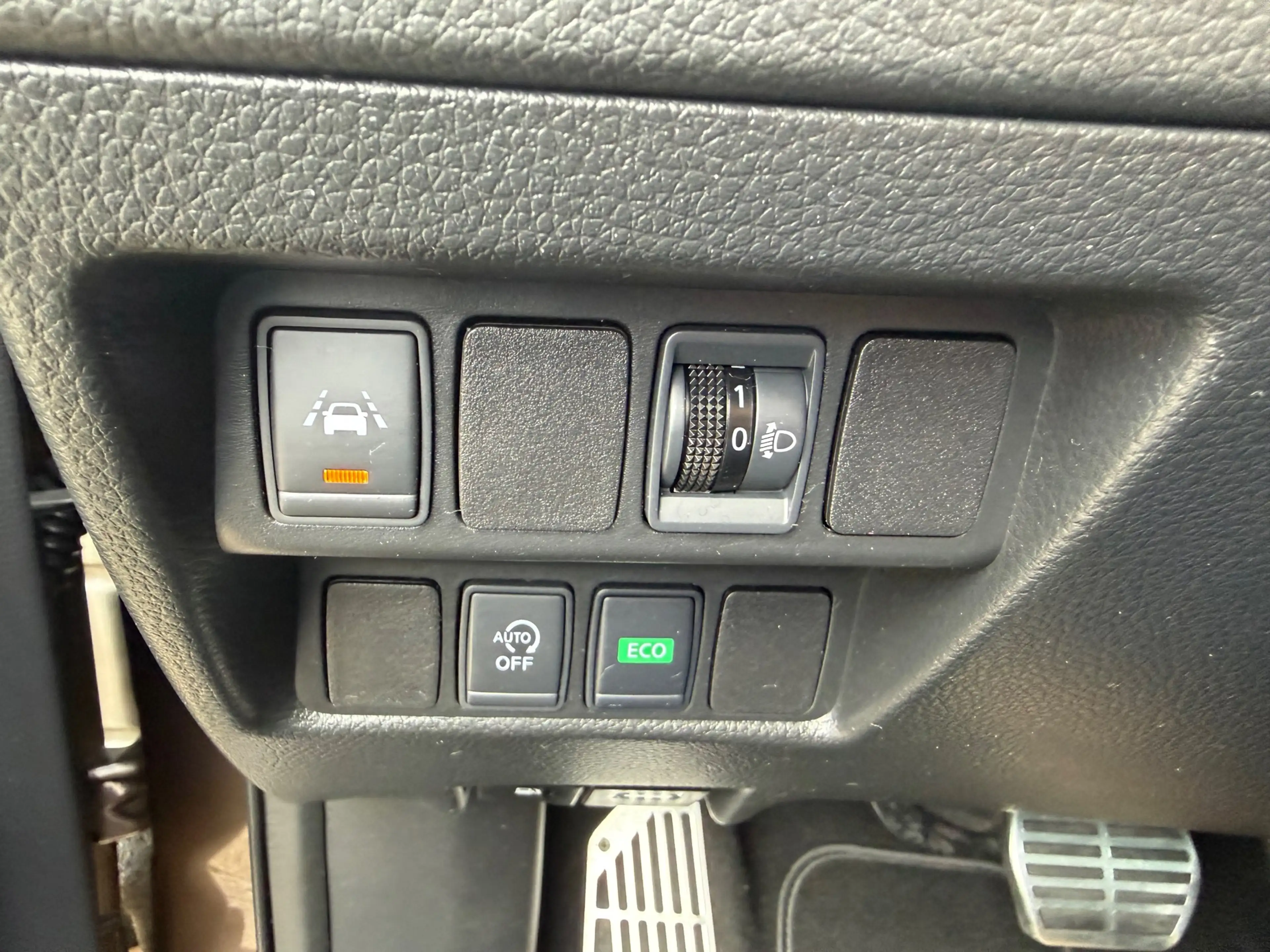 Nissan Qashqai 1.2 N-Connecta PANORAMA , 360 CAMERA — photo 13