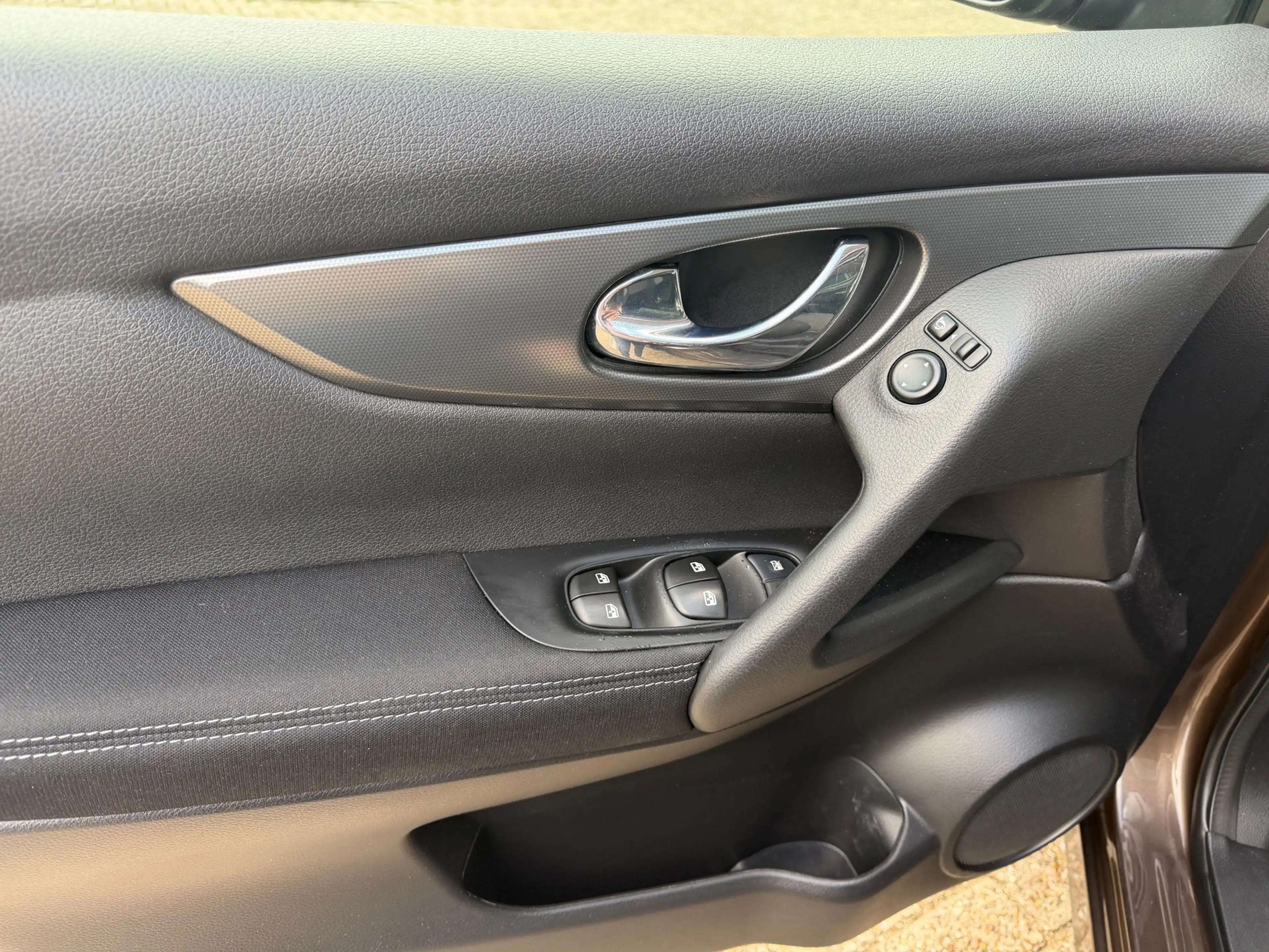 Nissan Qashqai 1.2 N-Connecta PANORAMA , 360 CAMERA — photo 6