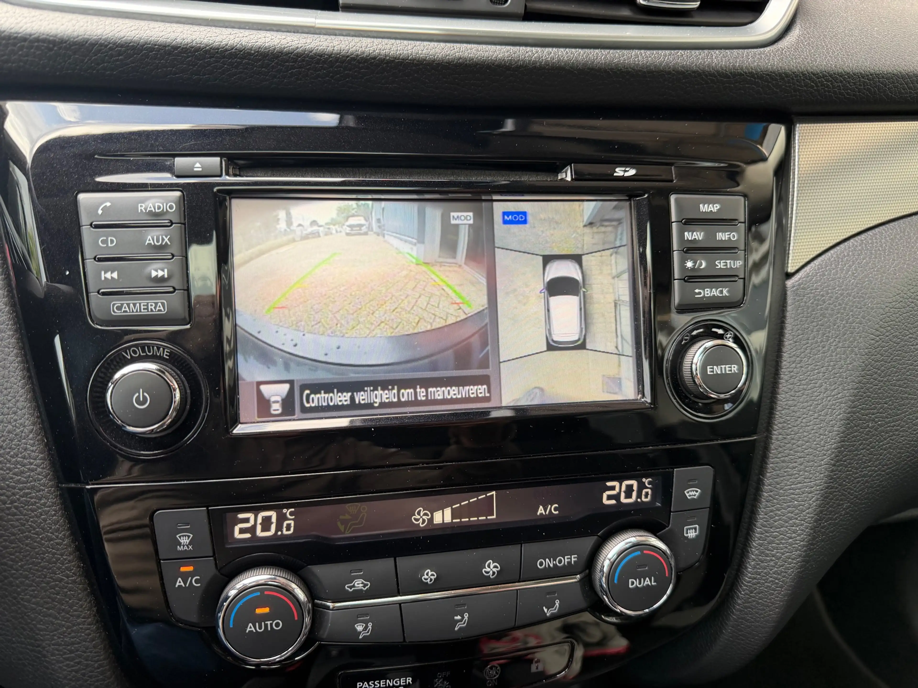 Nissan Qashqai 1.2 N-Connecta PANORAMA , 360 CAMERA — photo 15