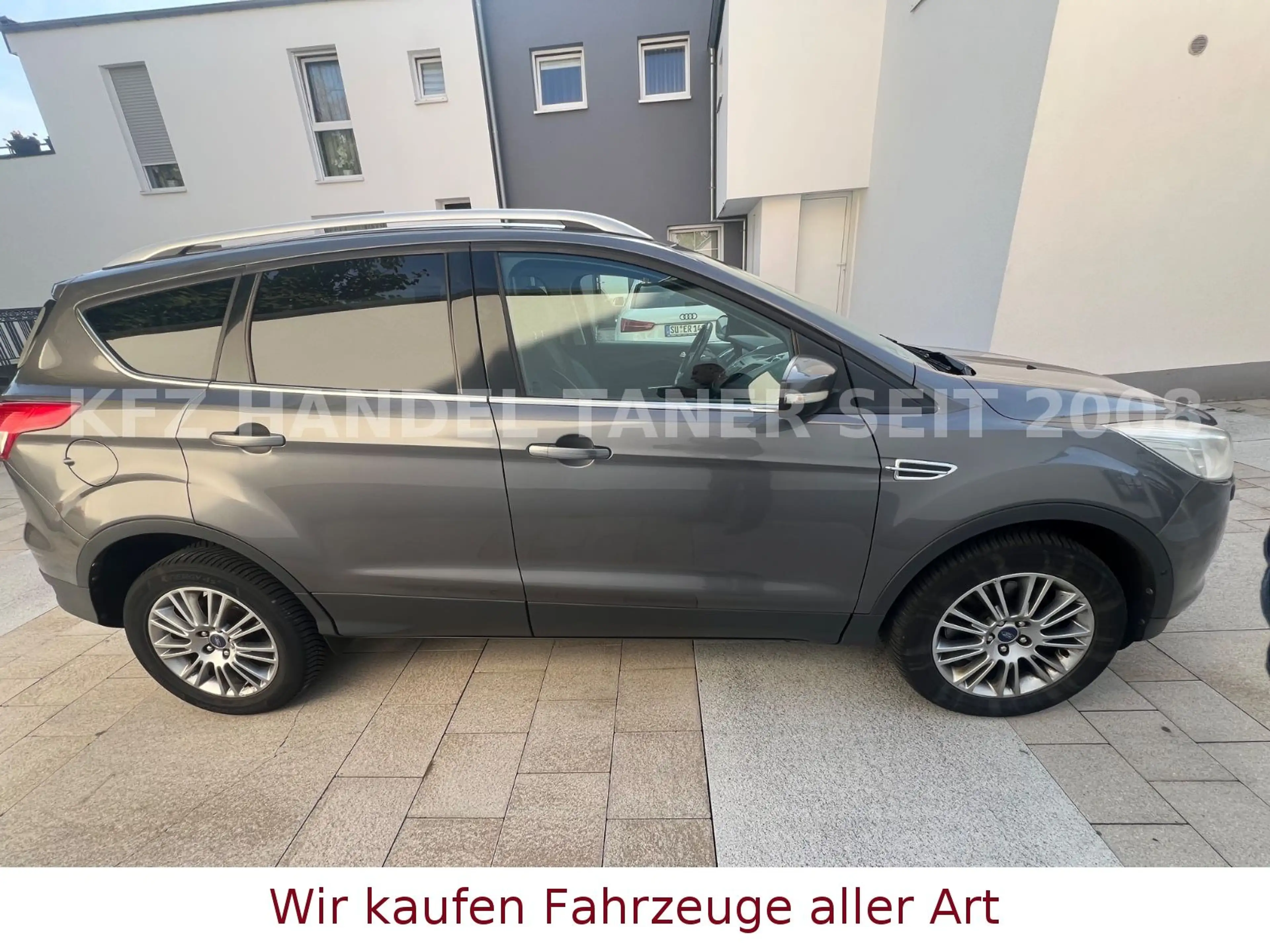 Ford Kuga Titanium — photo 10